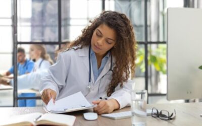 2025 Guide: How to Become a Medical Scribe with No Experience